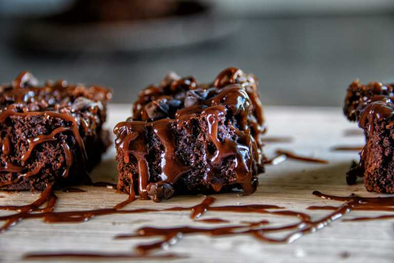 Salted caramel brownie